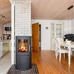 6 Person In Hemmet-by Traum Hemmet